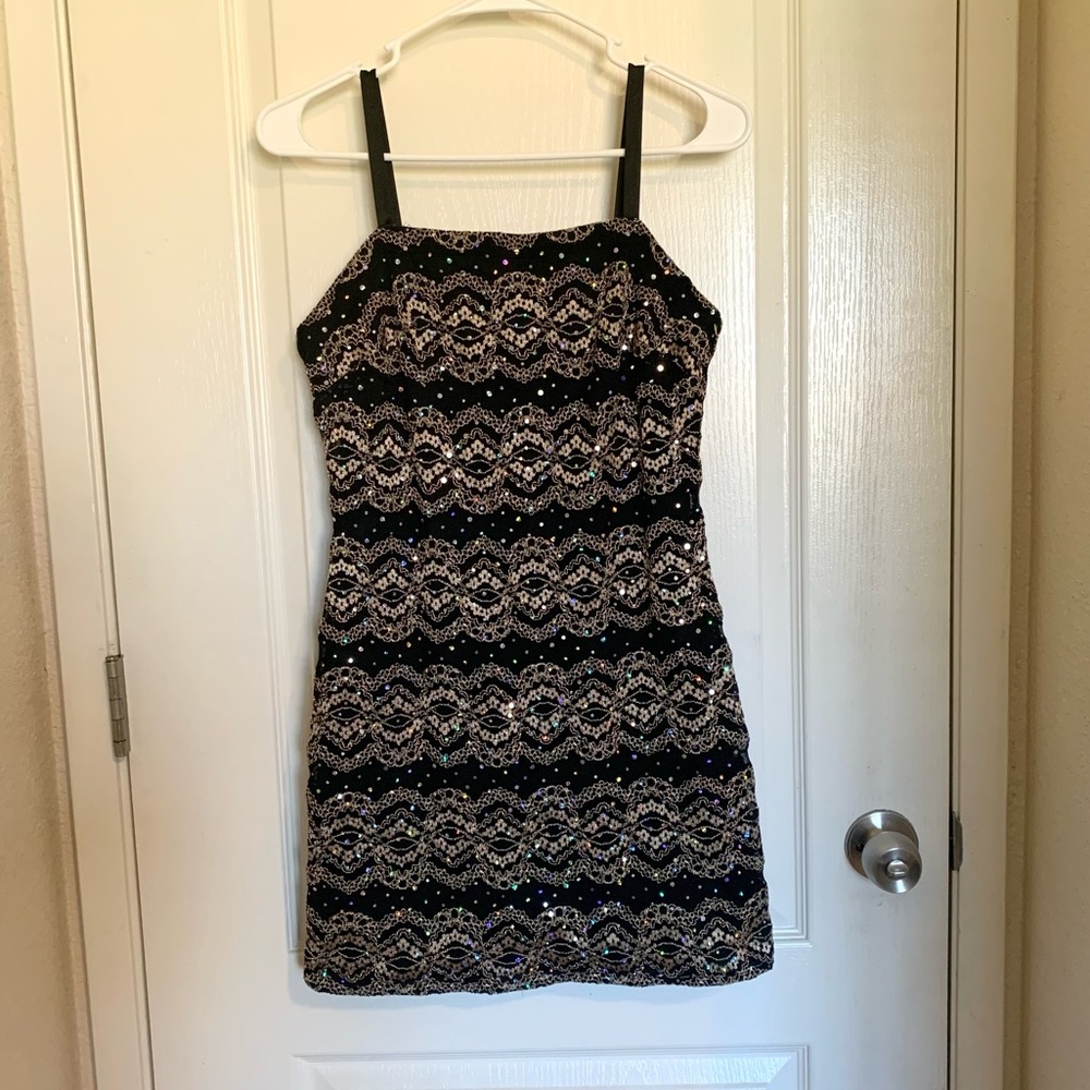 R&M Richards Bodycon Dress